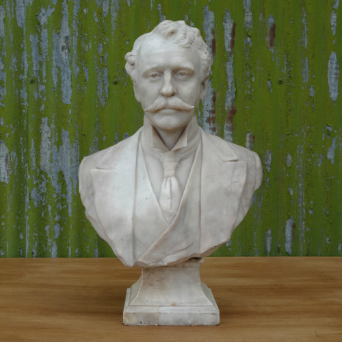 Marble bust of Surgeon to King Edward VII 5