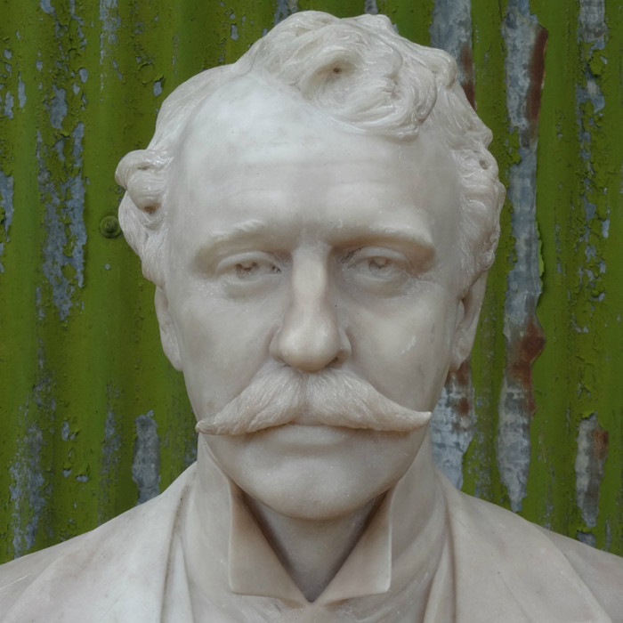Marble bust of Surgeon to King Edward VII 6