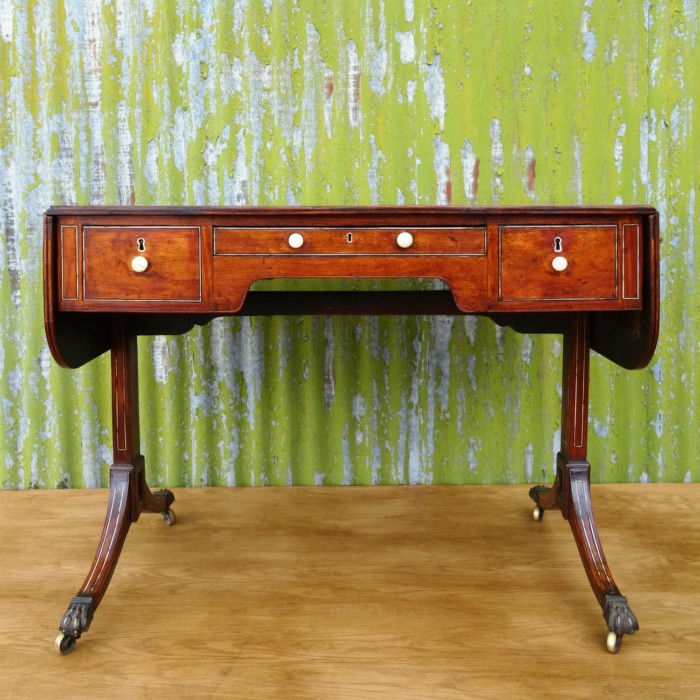 Chinese Export Sofa Table (1)