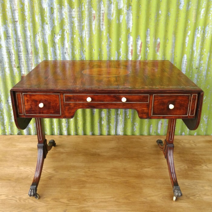 Chinese Export Sofa Table (3)