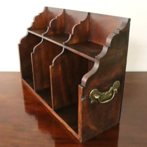 Chippendale Book Carrier (5)