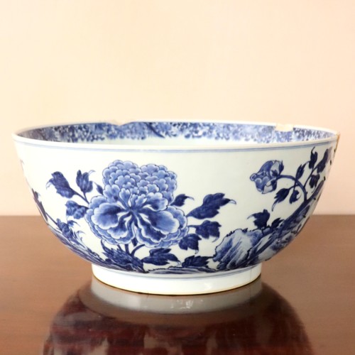 Large Chinese Bowl (1)