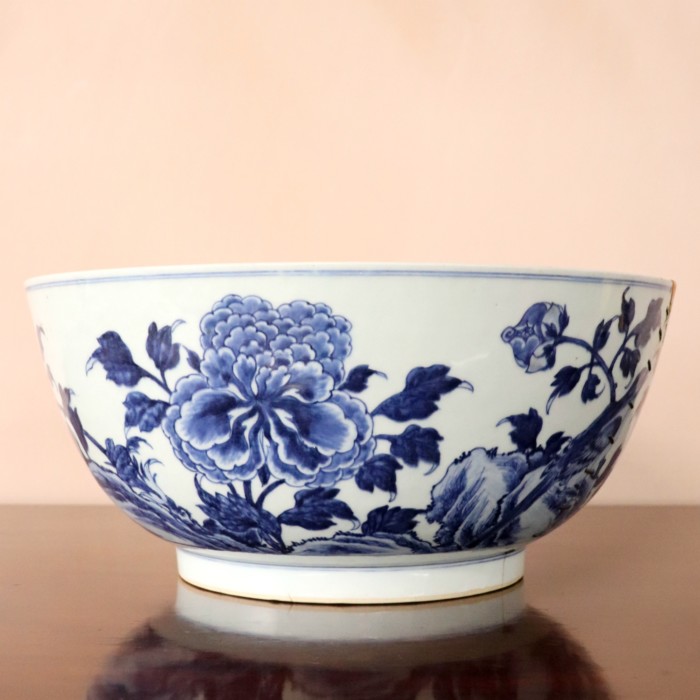 Large Chinese Bowl (2)