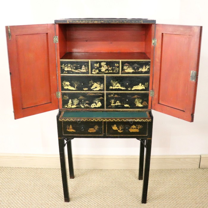 Japanned Cabinet on Stand (4)