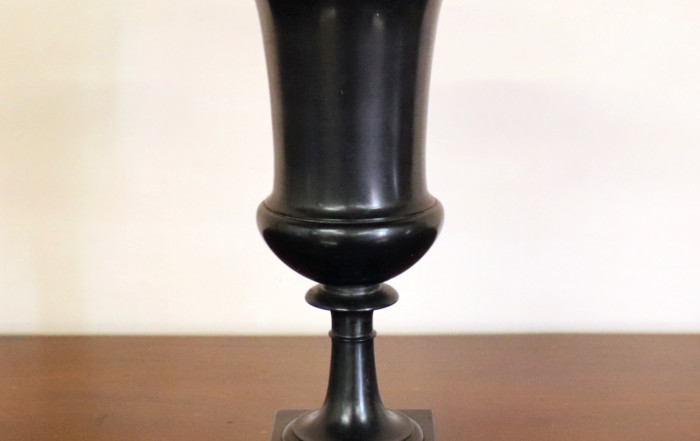 Ashford Marble Urn (1)