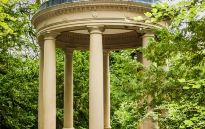 Temple of Fame, Studley Royal