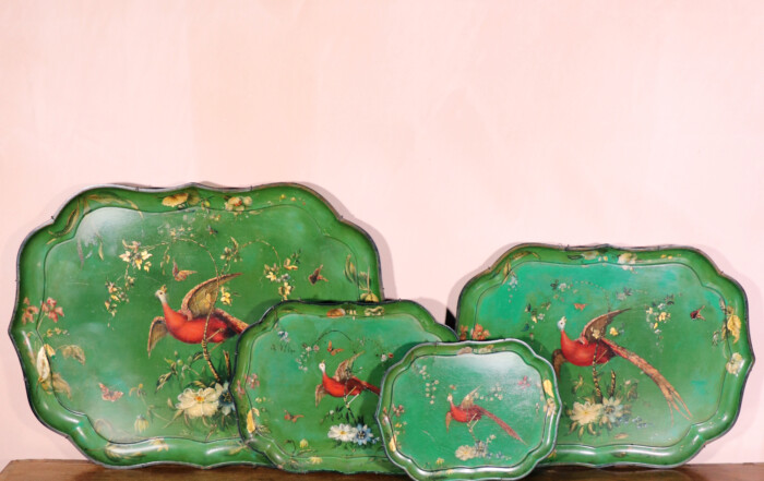 Set of Four Jennens & Bettridge Papier-mâché Trays (7)