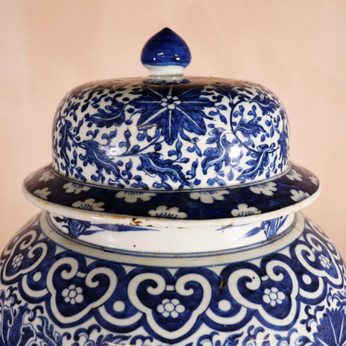 Large Chinese Blue & White Jar (2)