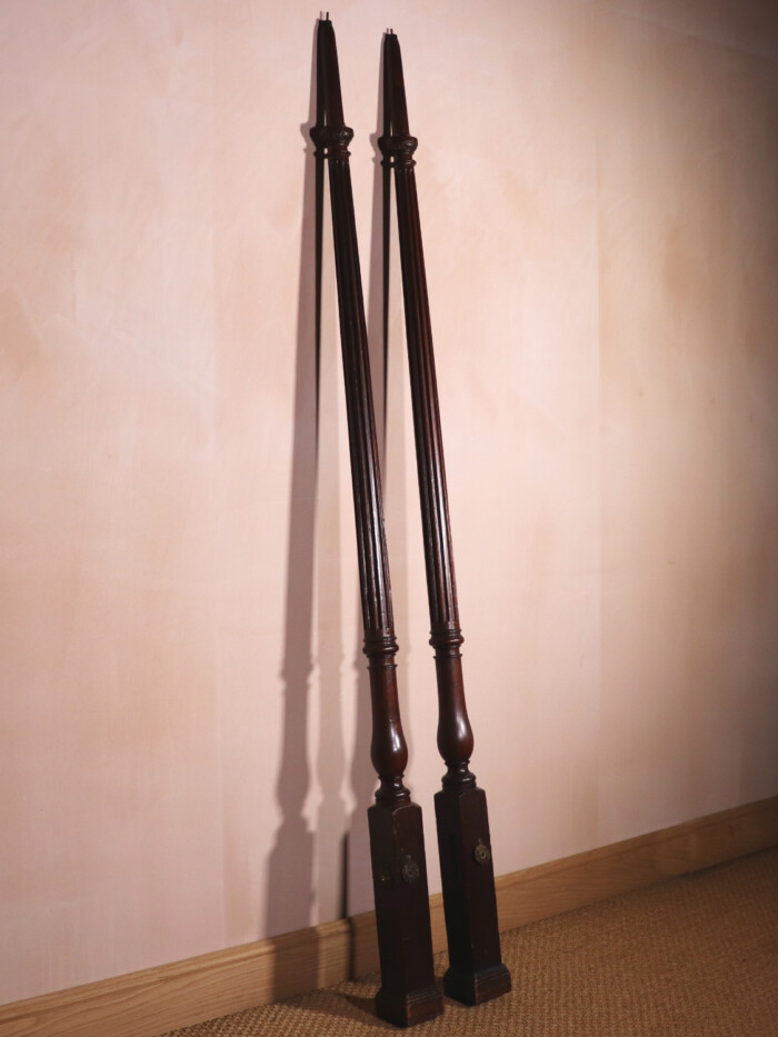 Pair of Bed Posts (2)