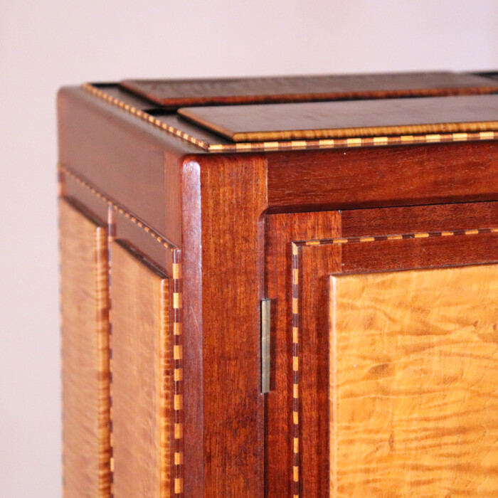 Chipping Campden Cabinet on Stand (4)