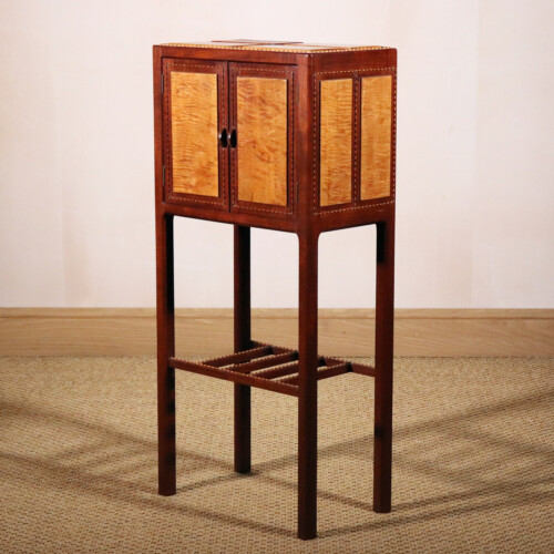 Chipping Campden Cabinet on Stand (7)
