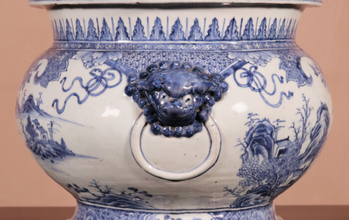 Large Chinese Wine Cistern (6)