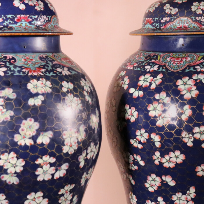 Large Pair Of Chinese Jars and Covers (7)