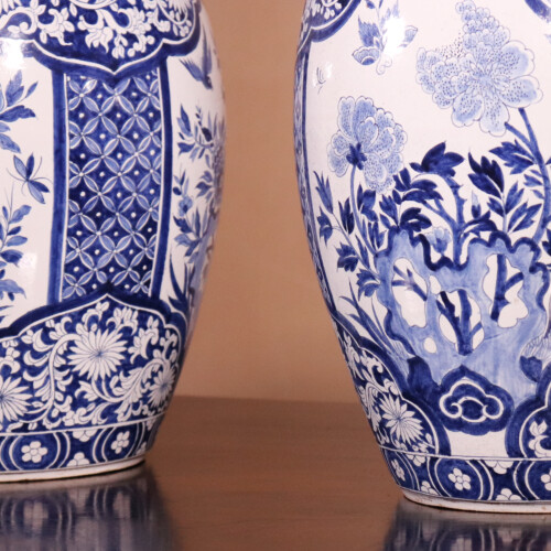 Pair of Chinese Style Jars (3)