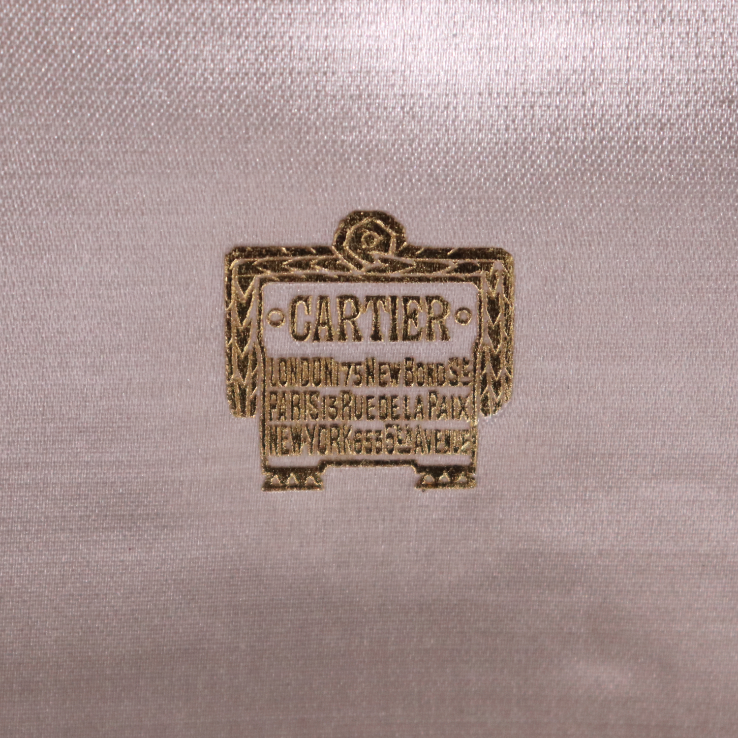 The Queen Mother’s Notelet Case (18)