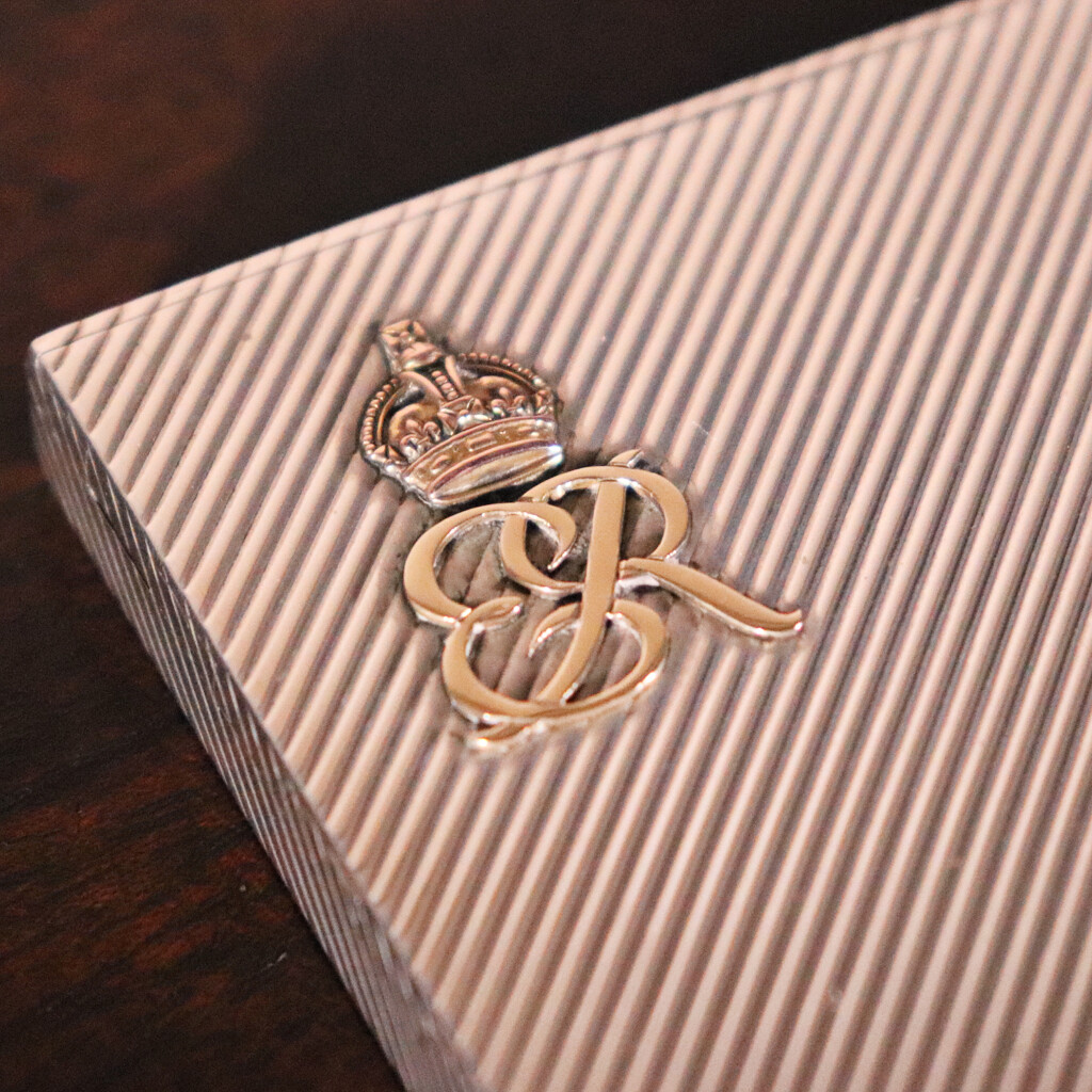 The Queen Mother’s Notelet Case (5)
