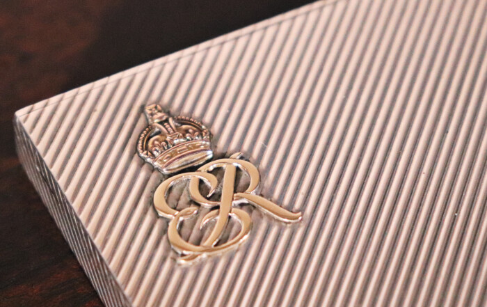 The Queen Mother’s Notelet Case (5) slider